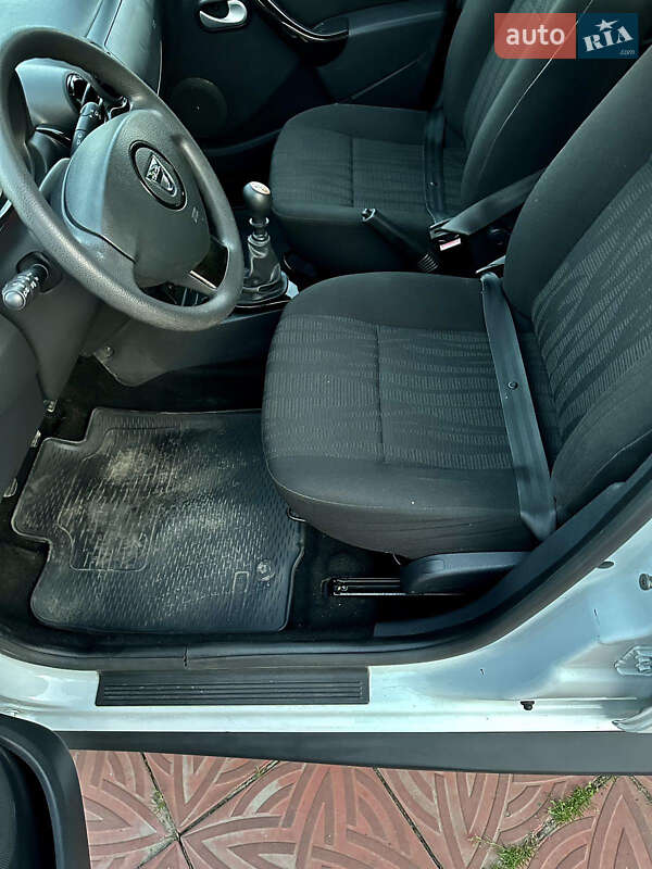 Позашляховик / Кросовер Dacia Duster 2011 в Шепетівці