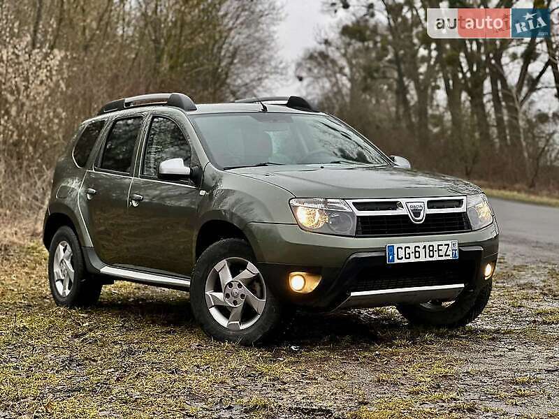 Внедорожник / Кроссовер Dacia Duster 2012 в 