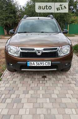 Внедорожник / Кроссовер Dacia Duster 2012 в Александровке