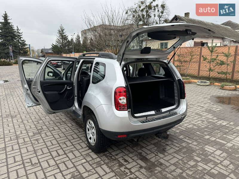 Позашляховик / Кросовер Dacia Duster 2011 в Дубні