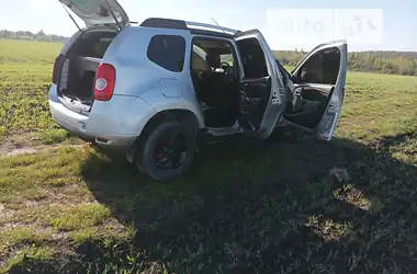 Dacia Duster 2011