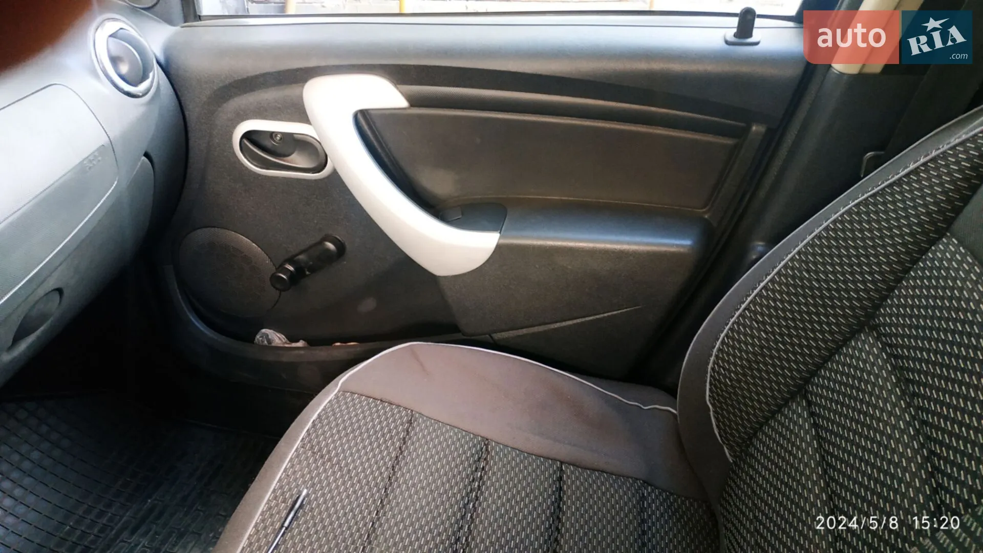 2010 Dacia Duster - мініатюра 4