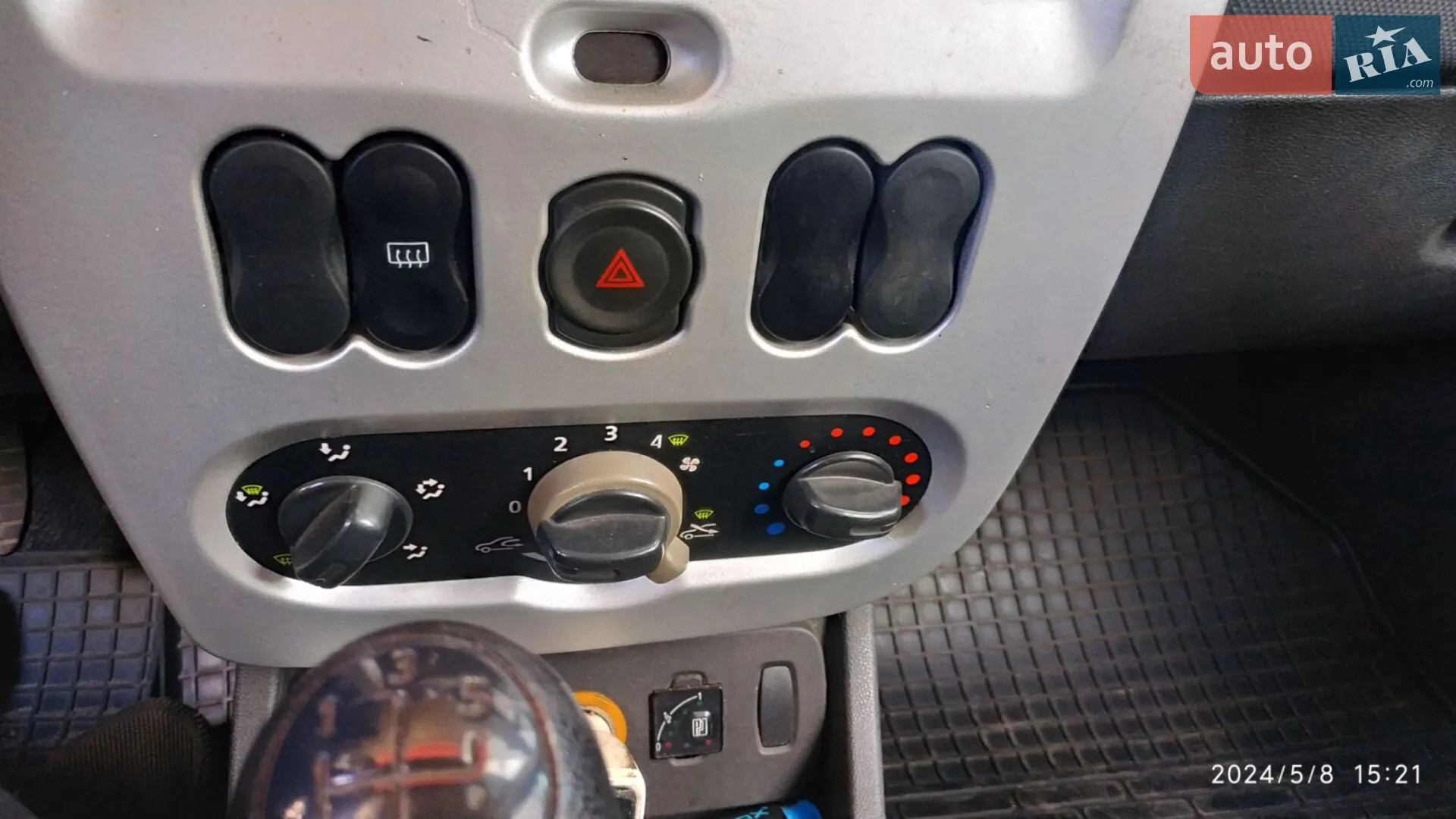 2010 Dacia Duster - мініатюра 2