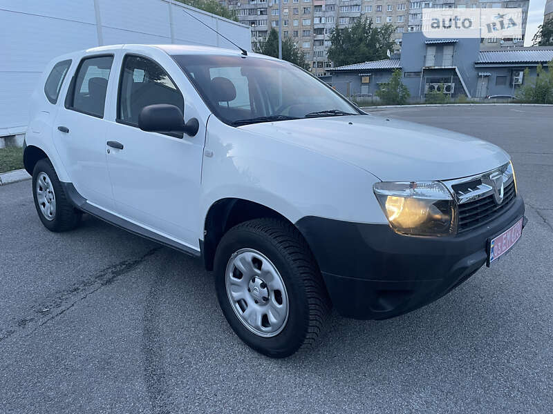 Внедорожник / Кроссовер Dacia Duster 2010 в Львове