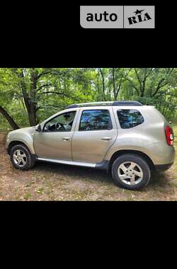 Позашляховик / Кросовер Dacia Duster 2010 в Києві