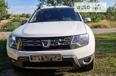 Позашляховик / Кросовер Dacia Duster 2015 в Харкові