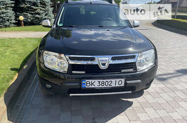 Внедорожник / Кроссовер Dacia Duster 2010 в Сарнах