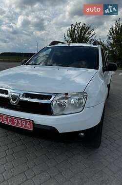 Внедорожник / Кроссовер Dacia Duster 2011 в 