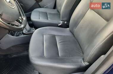 Внедорожник / Кроссовер Dacia Duster 2011 в 