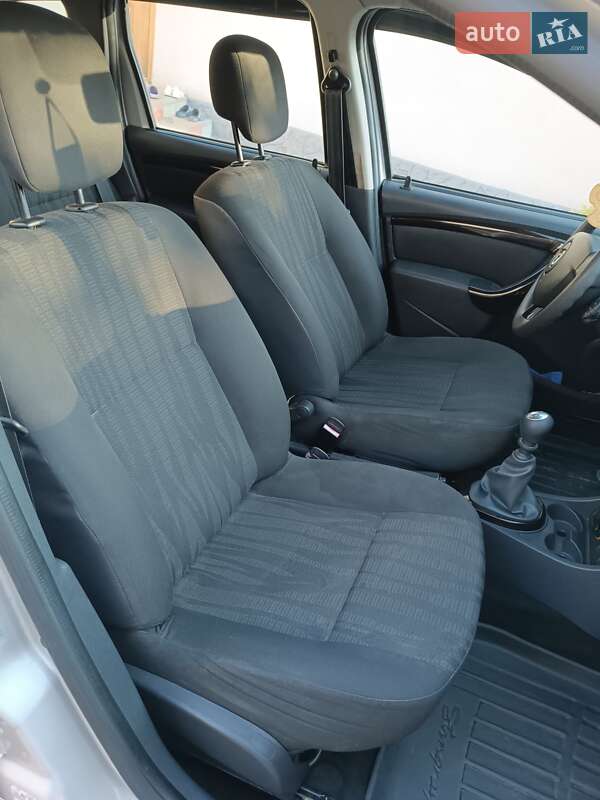 Внедорожник / Кроссовер Dacia Duster 2010 в Тернополе