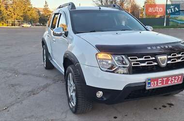 Внедорожник / Кроссовер Dacia Duster 2015 в Новоархангельске