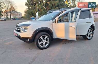 Внедорожник / Кроссовер Dacia Duster 2015 в Новоархангельске