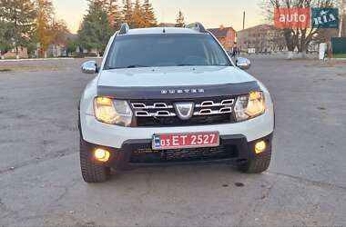 Внедорожник / Кроссовер Dacia Duster 2015 в Новоархангельске