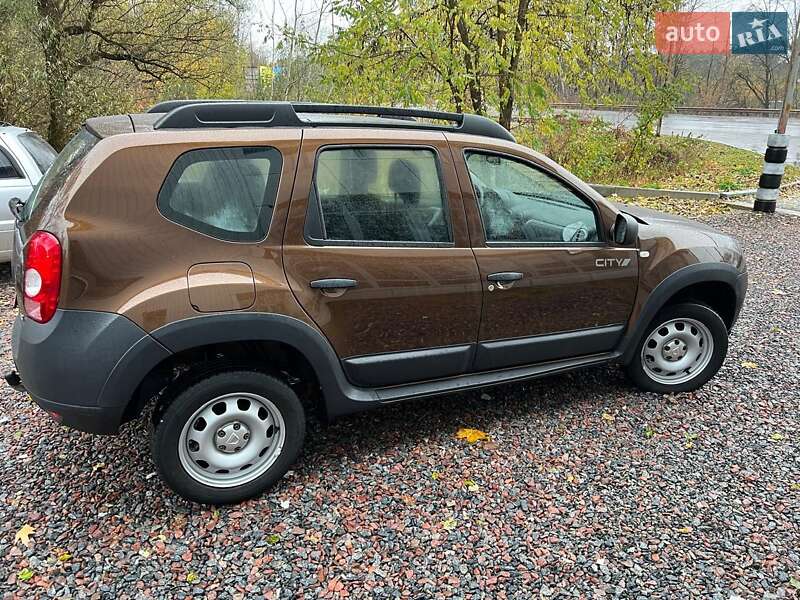 Внедорожник / Кроссовер Dacia Duster 2011 в Чернигове