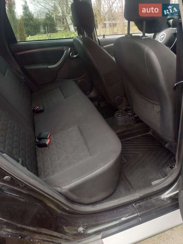 Позашляховик / Кросовер Dacia Duster 2014 в Тернополі фото 6 Позашляховик / Кросовер Dacia Duster 2014 в Тернополі