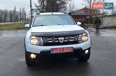 Внедорожник / Кроссовер Dacia Duster 2015 в Новоархангельске