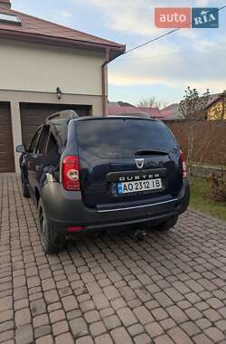 Внедорожник / Кроссовер Dacia Duster 2012 в Сваляве