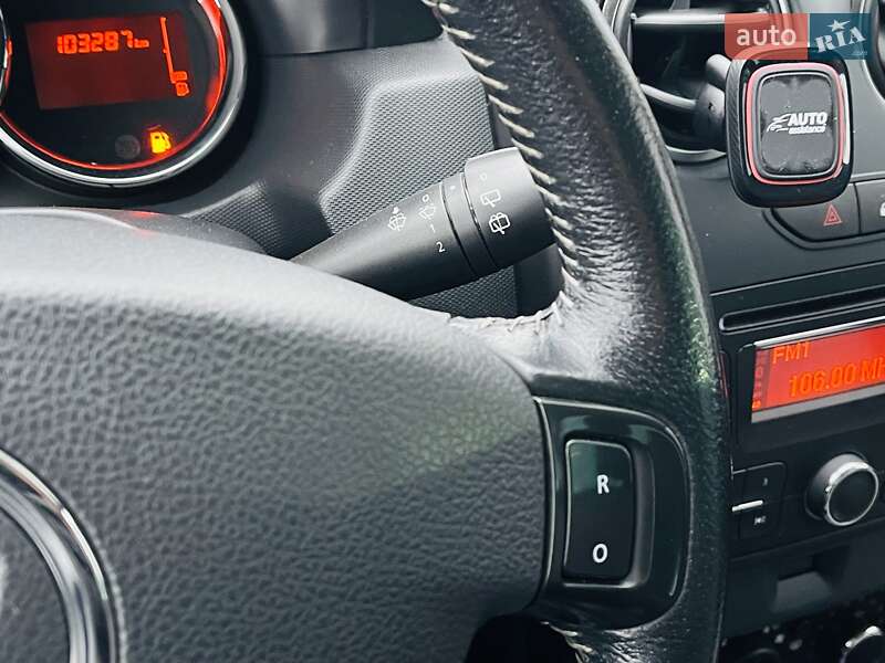 Внедорожник / Кроссовер Dacia Duster 2014 в Киеве