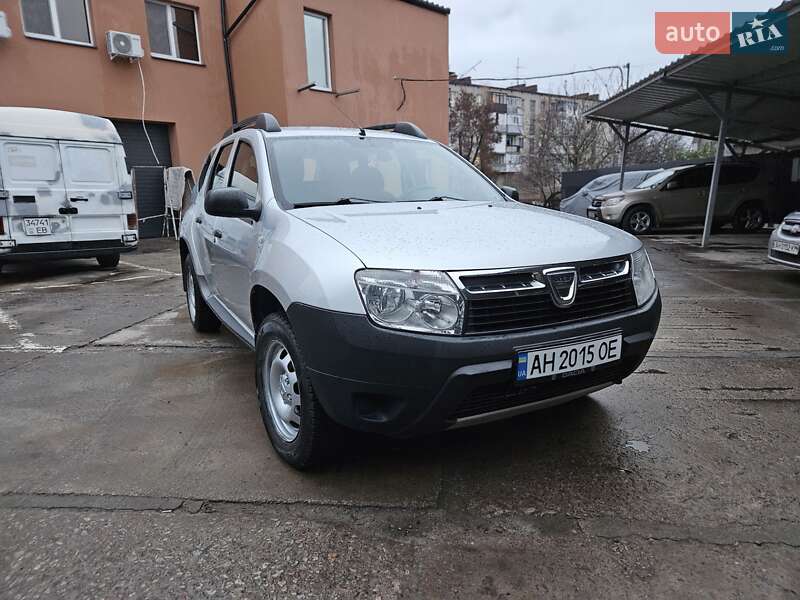 Позашляховик / Кросовер Dacia Duster 2011 в Новомосковську
