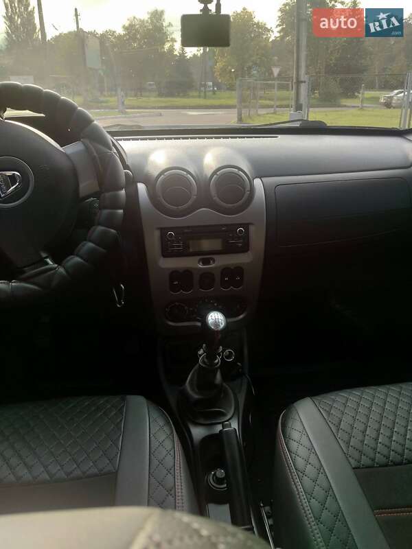 Внедорожник / Кроссовер Dacia Duster 2012 в Кривом Роге фото 6 Внедорожник / Кроссовер Dacia Duster 2012 в Кривом Роге