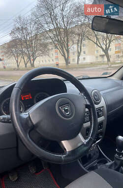 Внедорожник / Кроссовер Dacia Duster 2012 в 