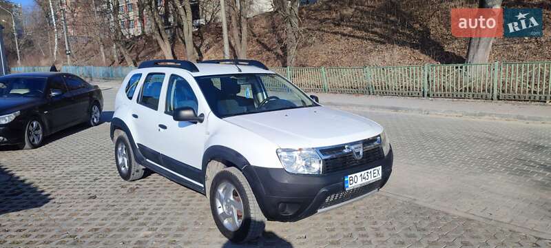 Внедорожник / Кроссовер Dacia Duster 2011 в Тернополе