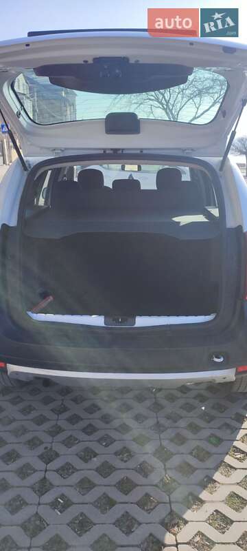 Внедорожник / Кроссовер Dacia Duster 2011 в Тернополе