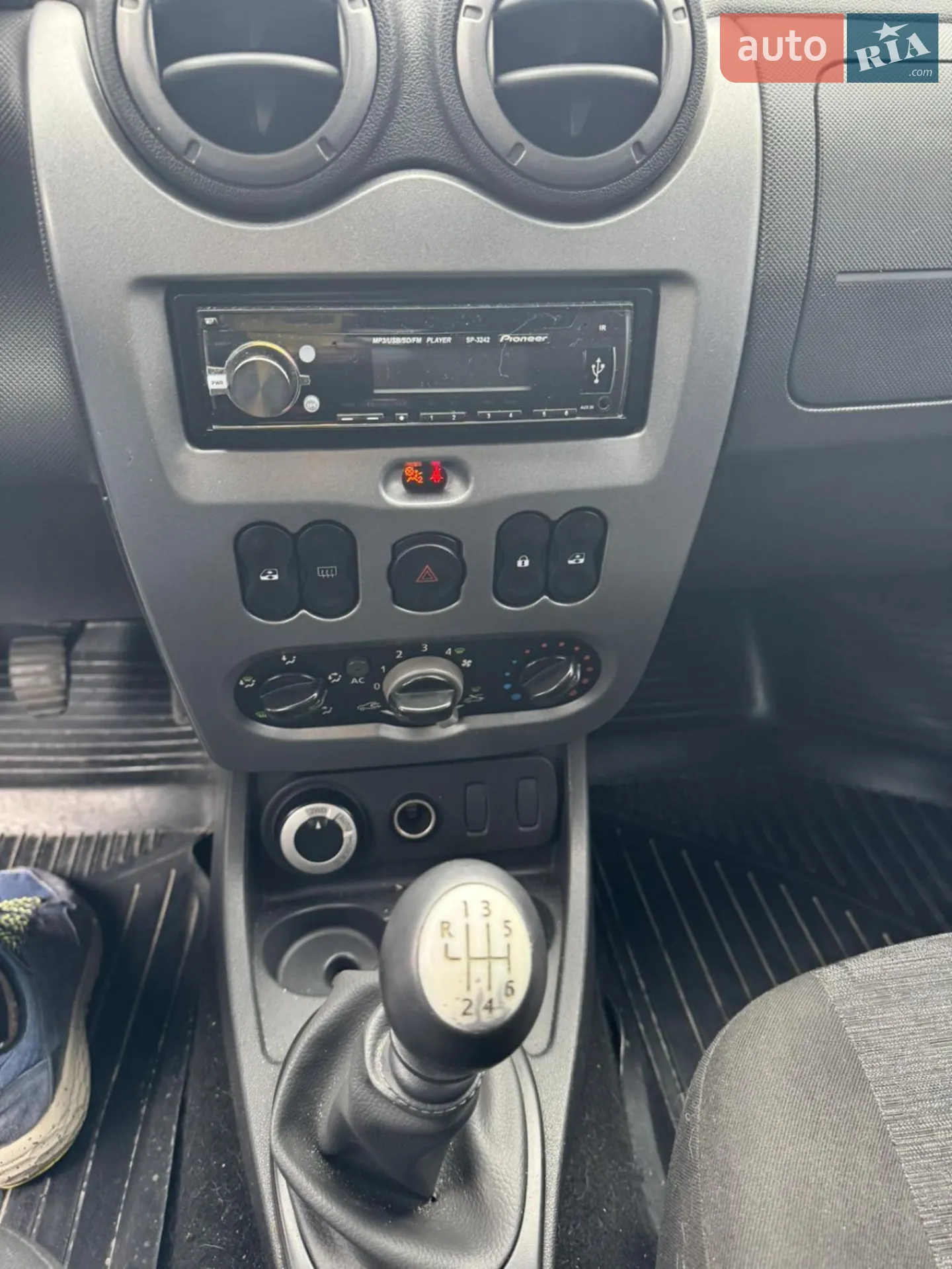 2011 Dacia Duster - мініатюра 21