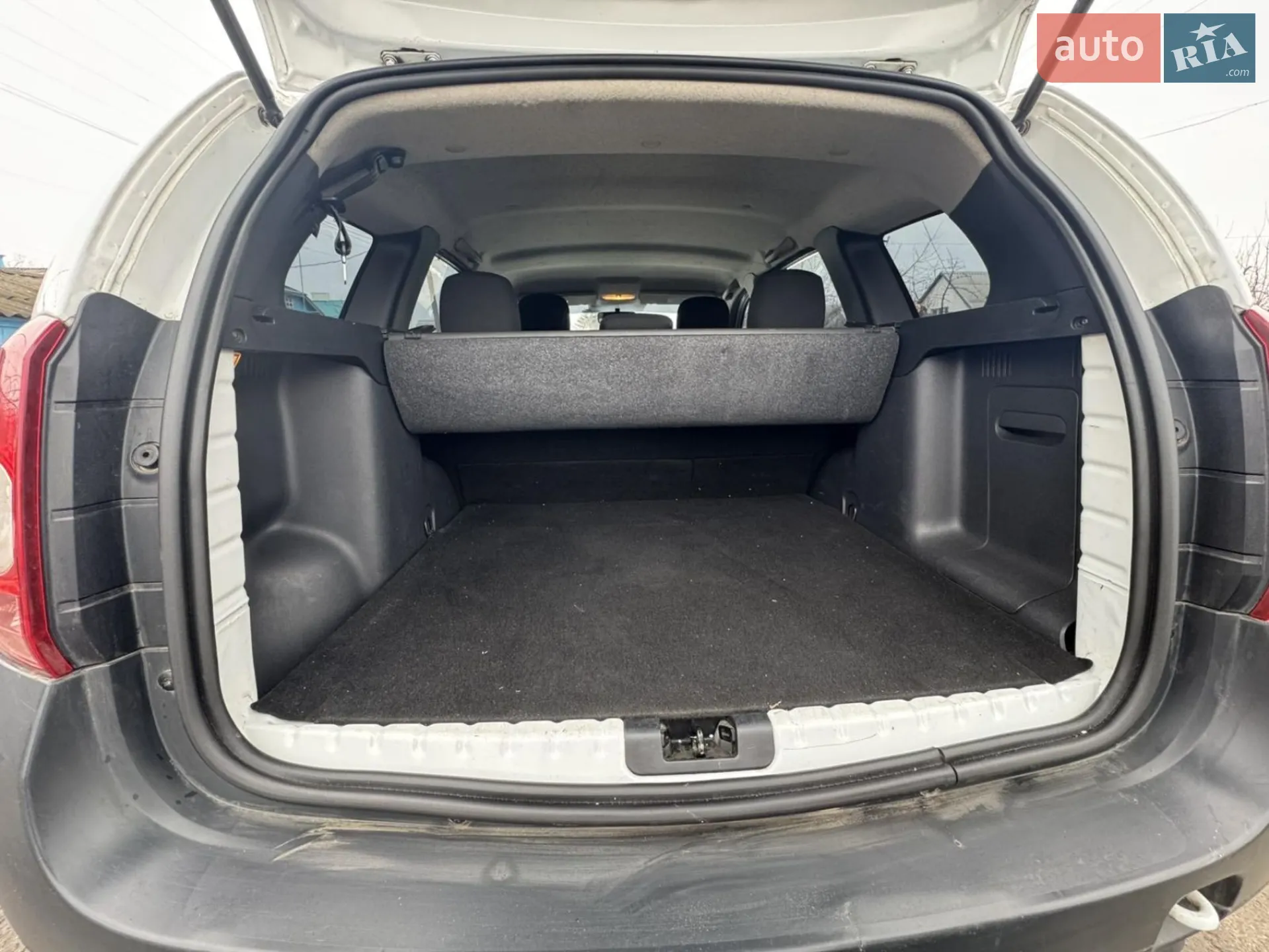 2011 Dacia Duster - мініатюра 28