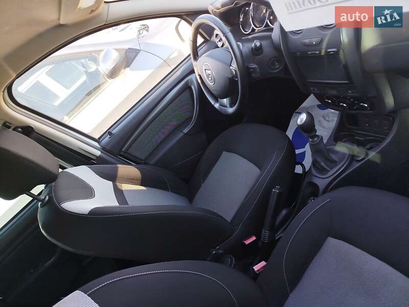 Позашляховик / Кросовер Dacia Duster 2016 в Рівному