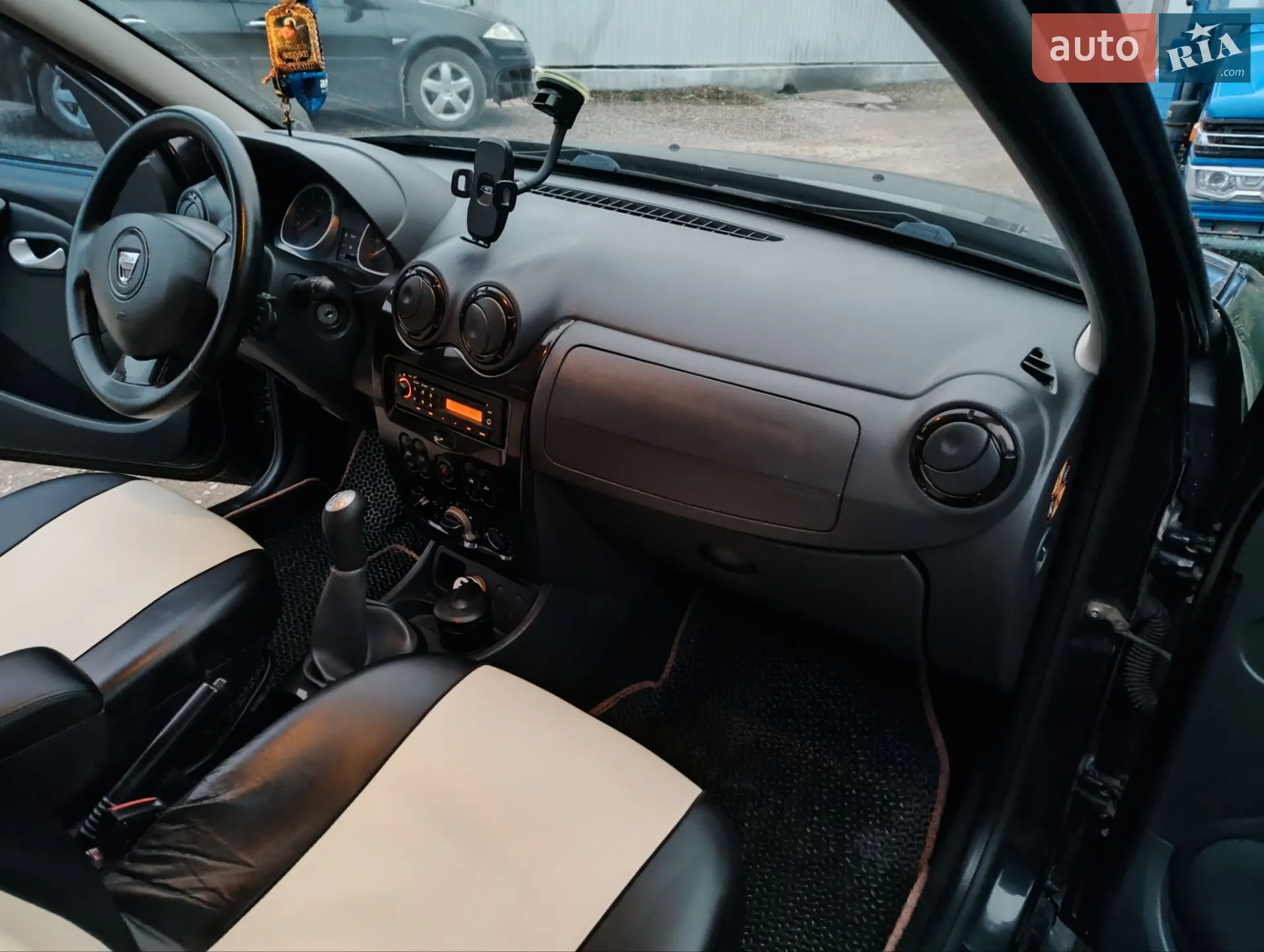 2011 Dacia Duster - мініатюра 3