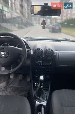 Внедорожник / Кроссовер Dacia Duster 2010 в 