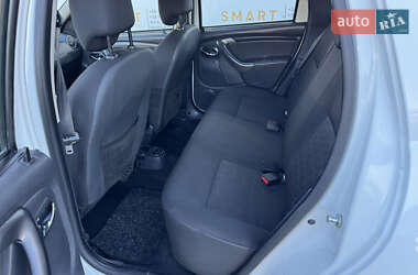 Внедорожник / Кроссовер Dacia Duster 2014 в 