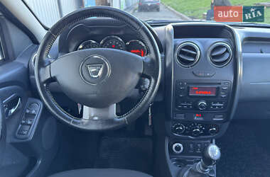 Внедорожник / Кроссовер Dacia Duster 2014 в 