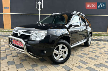 Позашляховик / Кросовер Dacia Duster 2012 в 