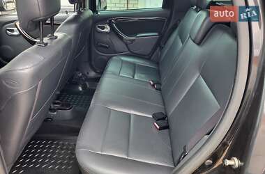 Внедорожник / Кроссовер Dacia Duster 2012 в 
