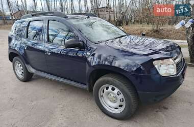 Позашляховик / Кросовер Dacia Duster 2012 в 
