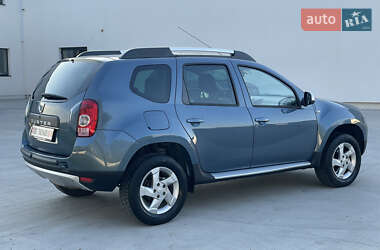 Внедорожник / Кроссовер Dacia Duster 2012 в 