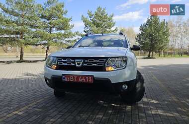 Позашляховик / Кросовер Dacia Duster 2015 в Дрогобичі