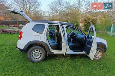 Внедорожник / Кроссовер Dacia Duster 2011 в 