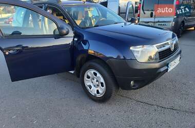 Внедорожник / Кроссовер Dacia Duster 2013 в 