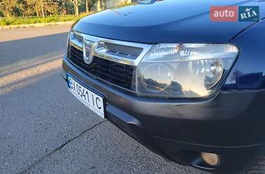 Внедорожник / Кроссовер Dacia Duster 2013 в 