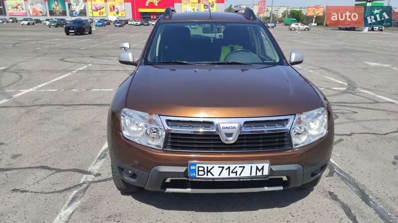 Позашляховик / Кросовер Dacia Duster 2010 в Рівному