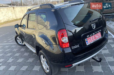 Внедорожник / Кроссовер Dacia Duster 2013 в 