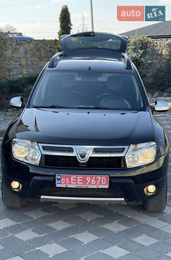 Внедорожник / Кроссовер Dacia Duster 2013 в 