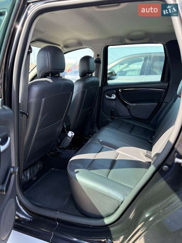 Внедорожник / Кроссовер Dacia Duster 2012 в Черновцах