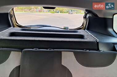 Внедорожник / Кроссовер Dacia Duster 2017 в 