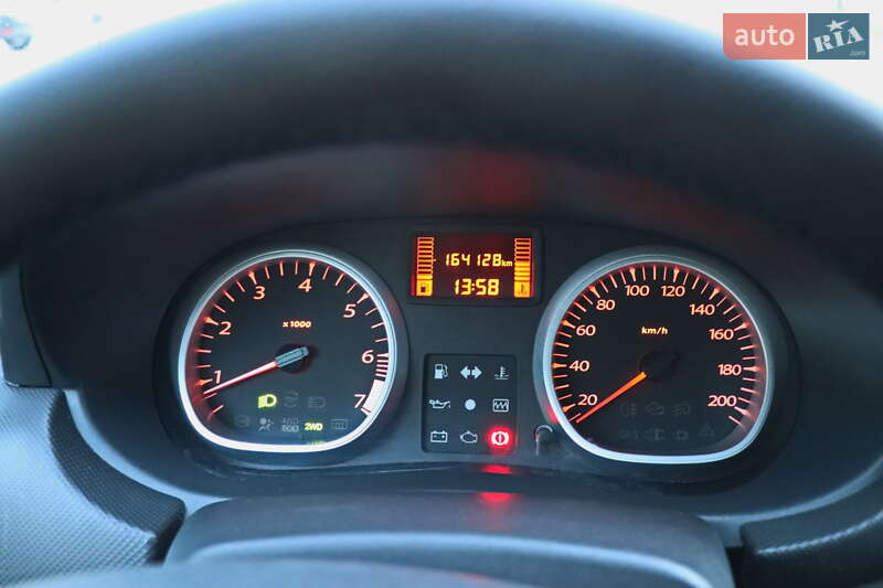 Позашляховик / Кросовер Dacia Duster 2011 в Кременчуці