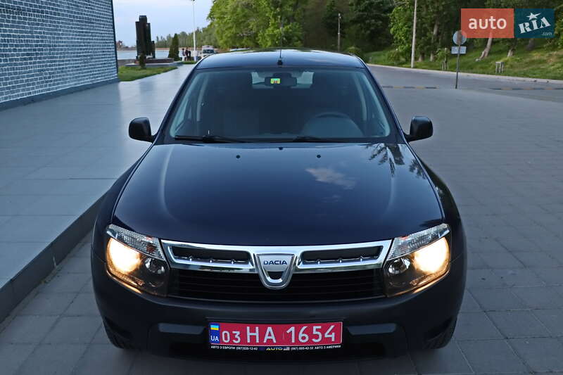 Позашляховик / Кросовер Dacia Duster 2011 в Кременчуці