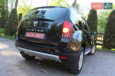 Позашляховик / Кросовер Dacia Duster 2011 в 